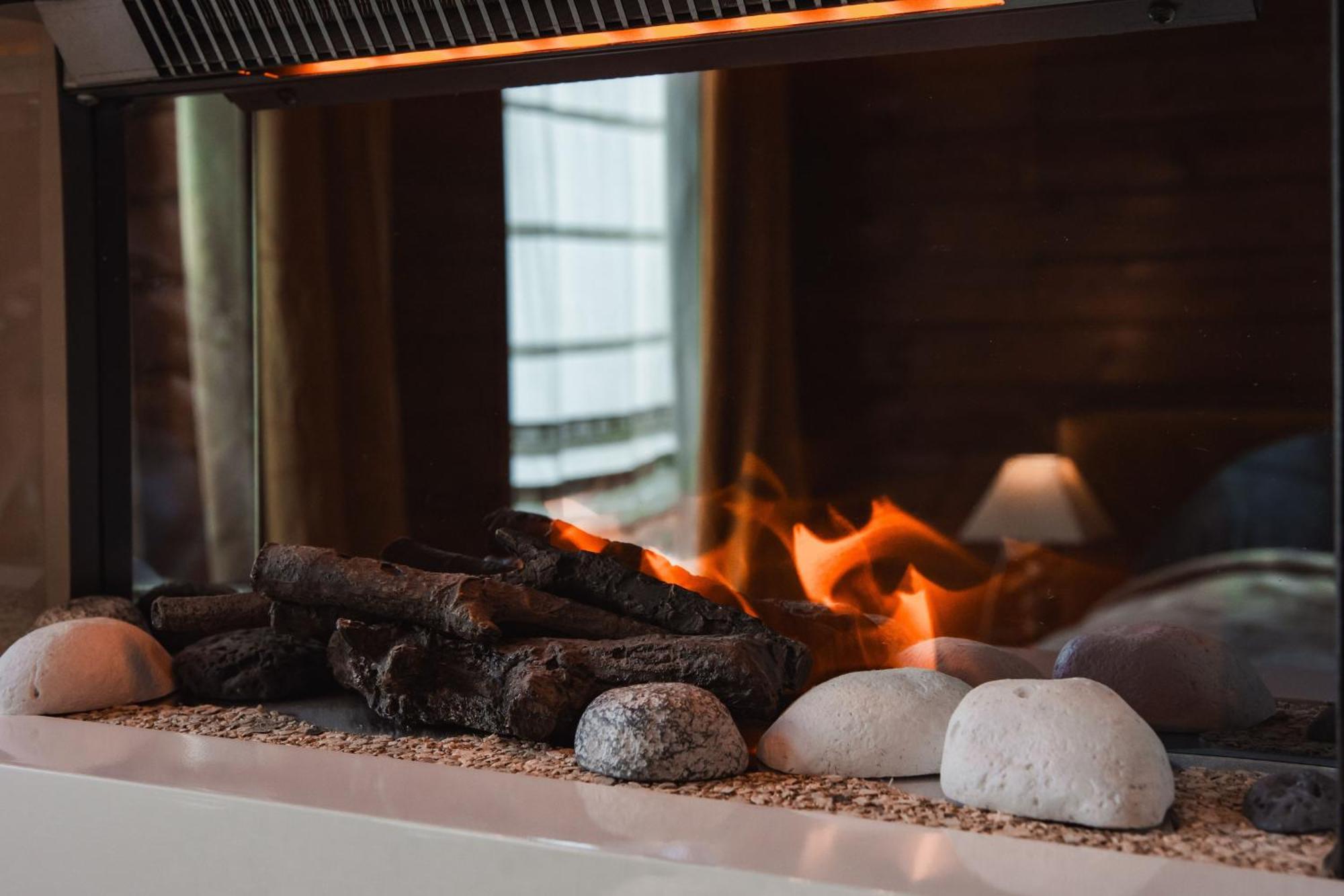 Maison D'Hote Les Notes Endormies Suite Le Refuge Walcourt Eksteriør billede