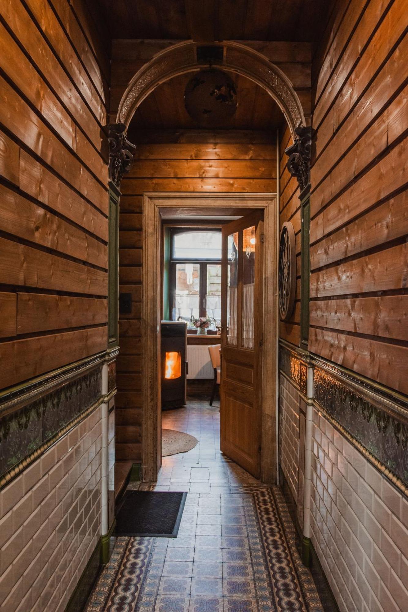 Maison D'Hote Les Notes Endormies Suite Le Refuge Walcourt Eksteriør billede